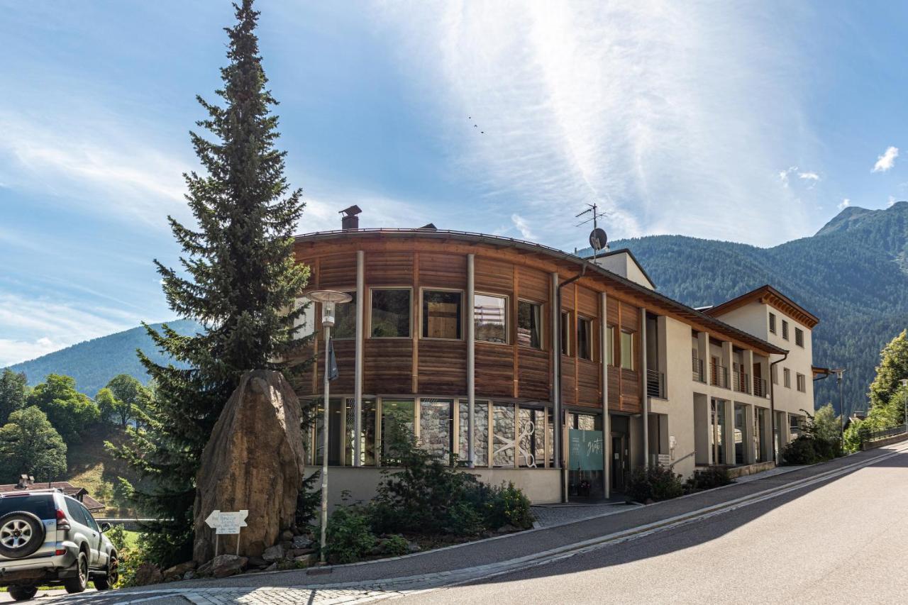 Ferienwohnung Steinbach Loft Ulten Exterior foto